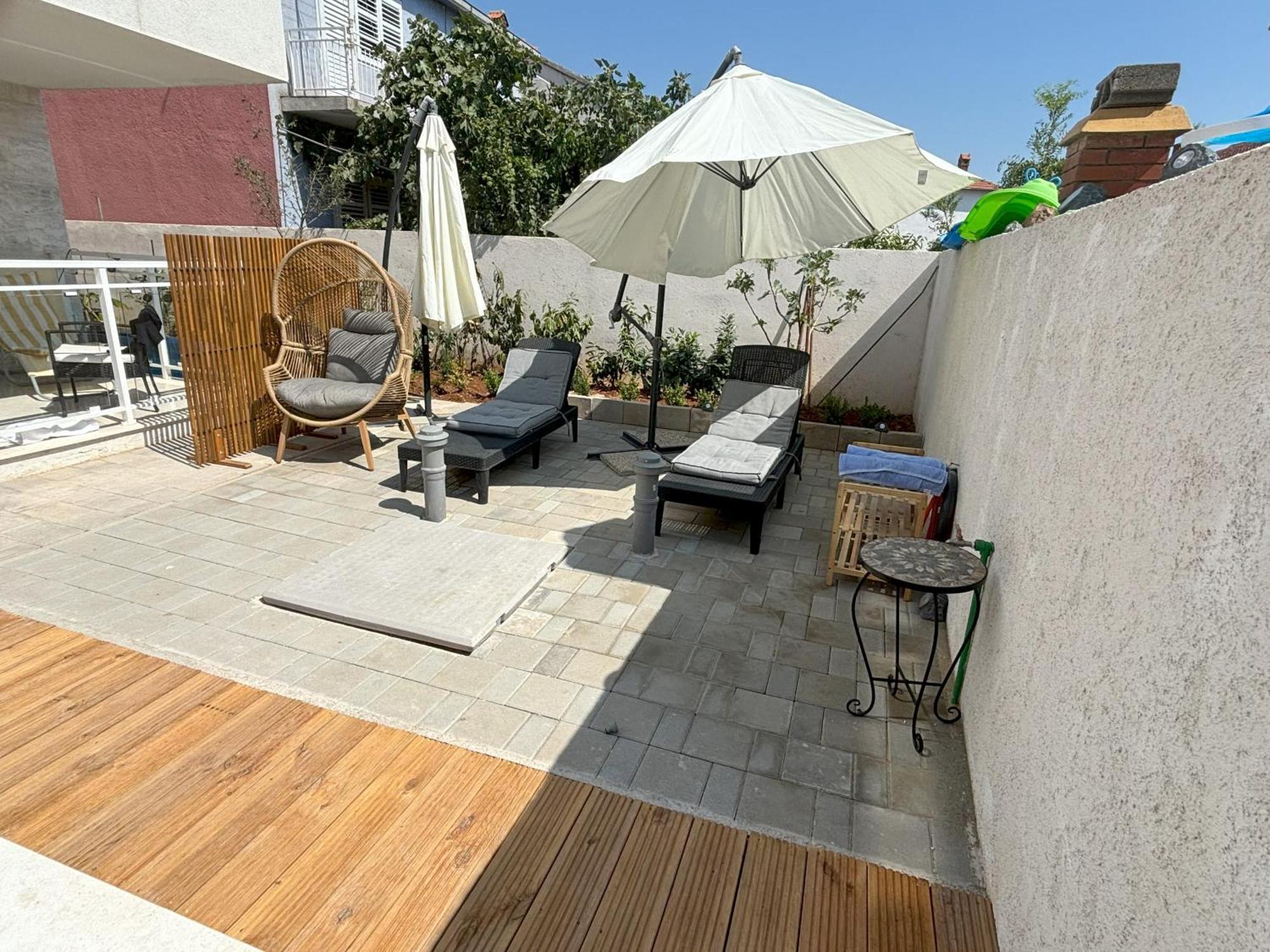 Vila Regina Apartment Rex With Swimming Pool يزيرا المظهر الخارجي الصورة