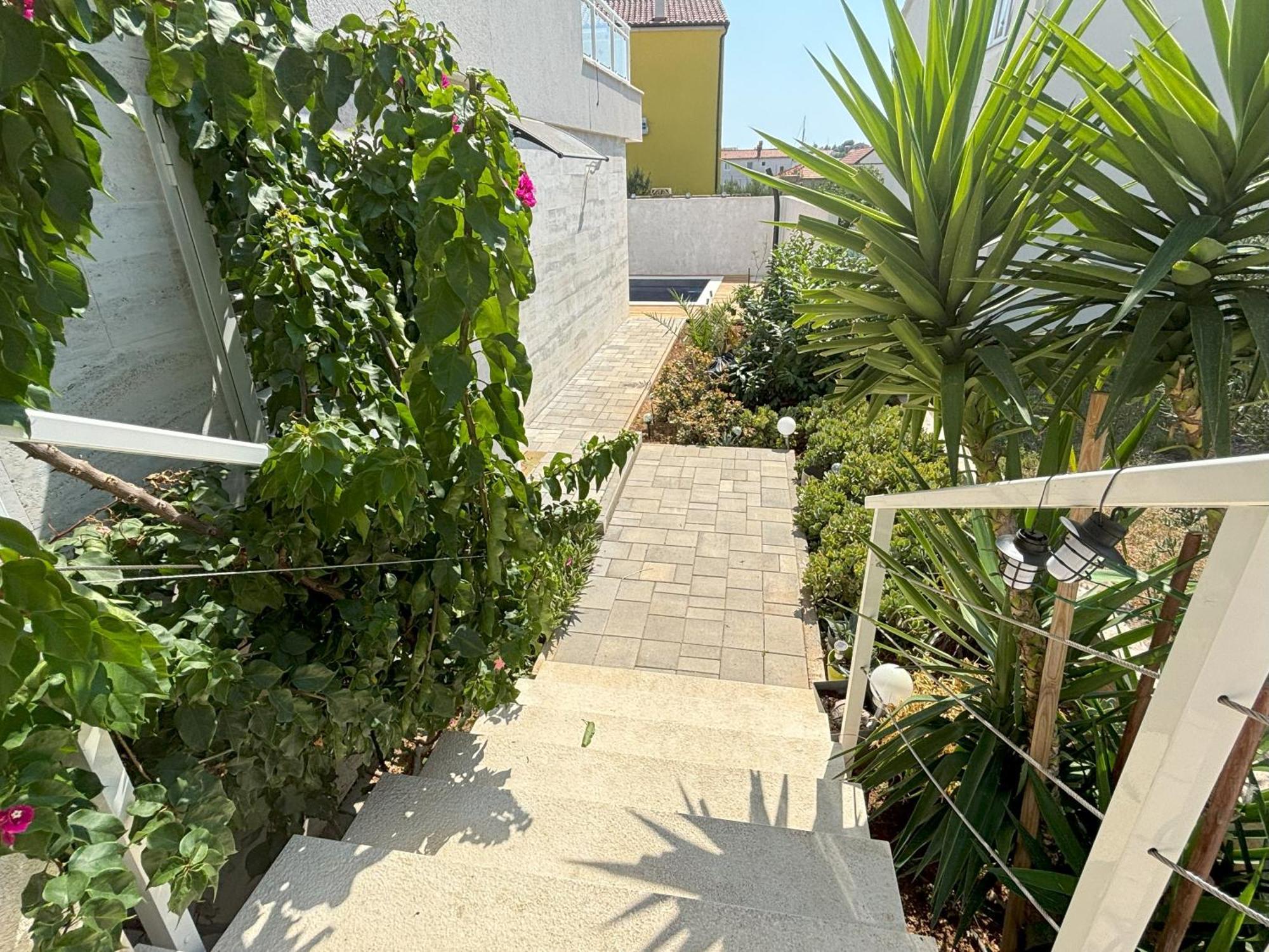 Vila Regina Apartment Rex With Swimming Pool يزيرا المظهر الخارجي الصورة